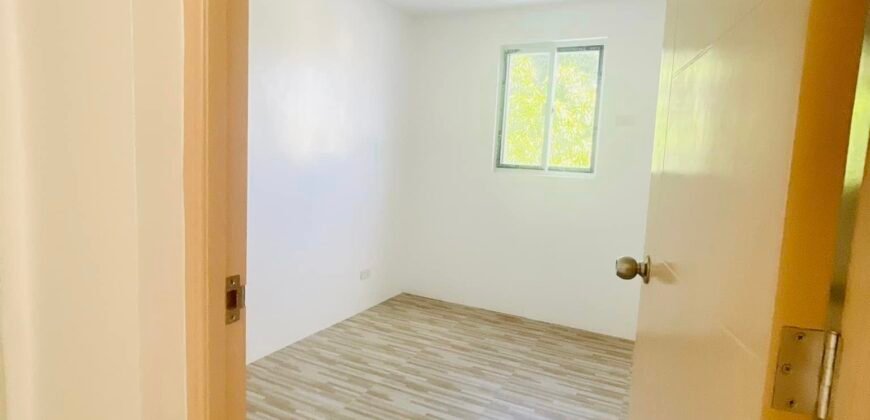 4BR Modern Contemporary Design Townhouse in Las Piñas