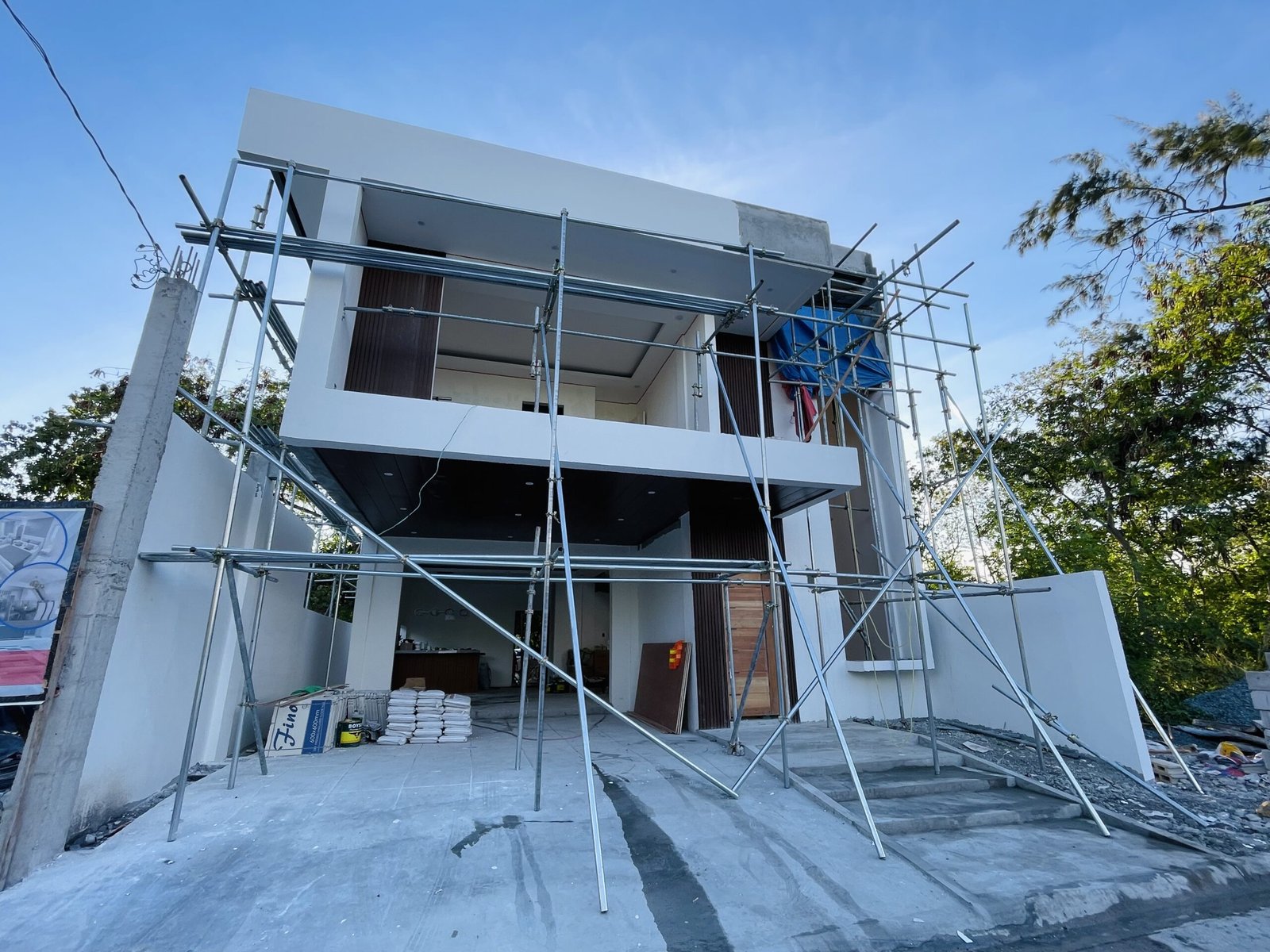 4BR Modern Asian Design House in Sta. Rosa Laguna