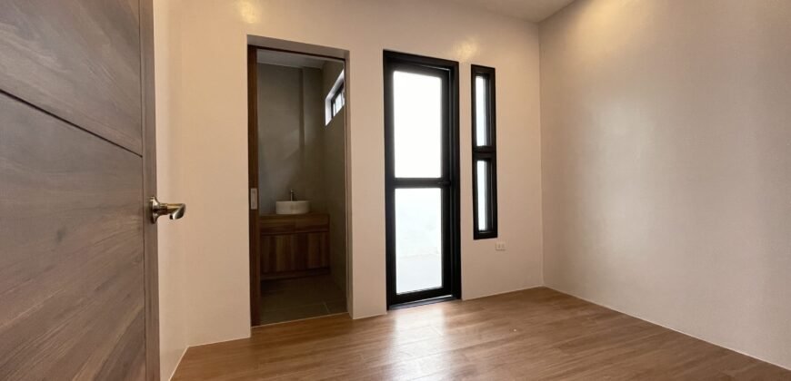 Pre-Selling Modern 4Bedroom Smart Home Pre-Selling Modern 4Bedroom Smart Home