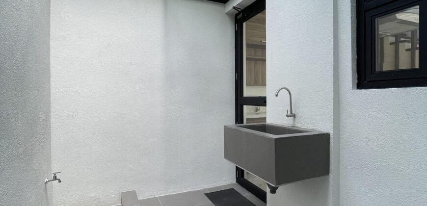 Pre-Selling Modern 4Bedroom Smart Home Pre-Selling Modern 4Bedroom Smart Home