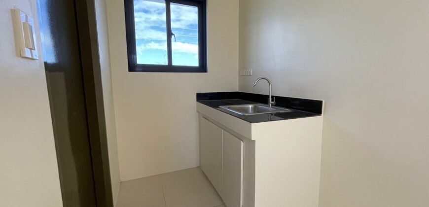 93 SQM TOWNHOUSE IN BATANGAS