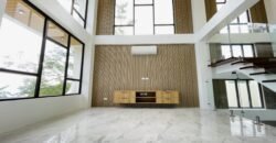 Luxurious Modern Design Tagaytay Home with a Direct View of Taal Lake