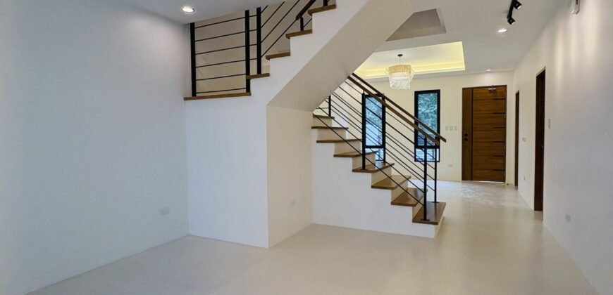 4-Bedroom Modern House for Sale | Sta. Rosa, Laguna 4-Bedroom Modern House for Sale | Sta. Rosa, Laguna