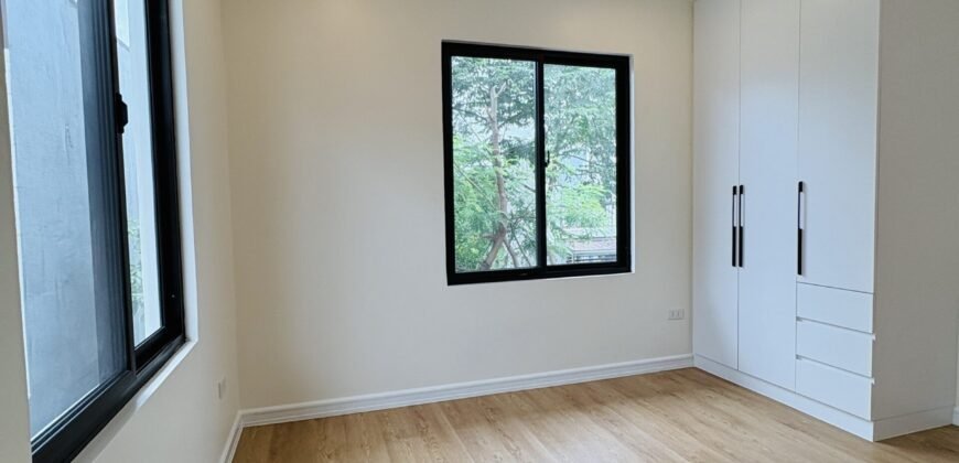 4-Bedroom Modern House for Sale | Sta. Rosa, Laguna 4-Bedroom Modern House for Sale | Sta. Rosa, Laguna