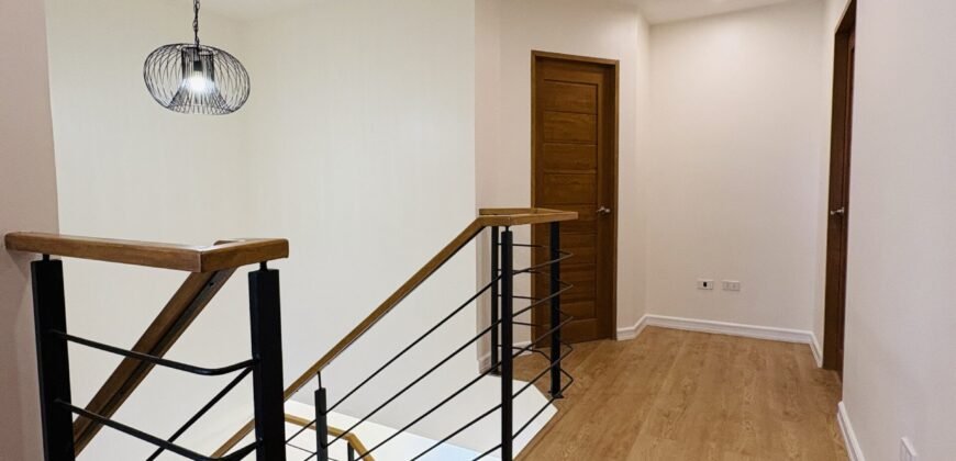 4-Bedroom Modern House for Sale | Sta. Rosa, Laguna 4-Bedroom Modern House for Sale | Sta. Rosa, Laguna