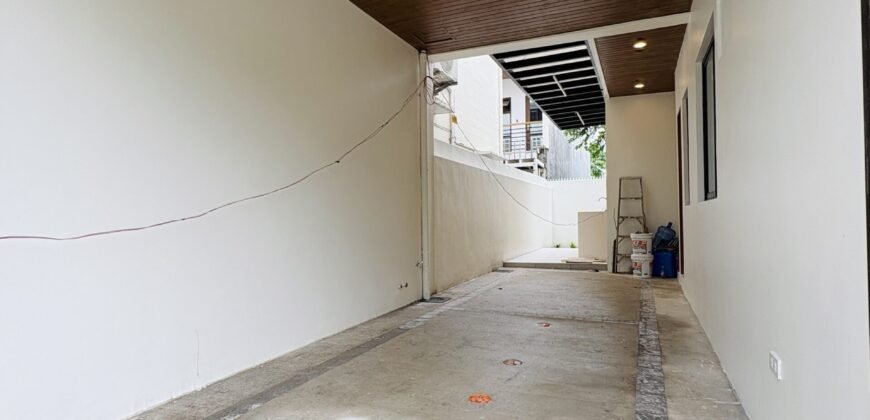 4-Bedroom Modern House for Sale | Sta. Rosa, Laguna 4-Bedroom Modern House for Sale | Sta. Rosa, Laguna