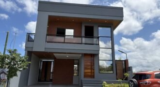 Silang Cavite House for Sale – 4BR Modern Home Near Tagaytay with Backyard Jacuzzi