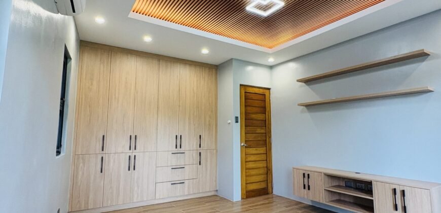 Tagaytay House for Sale – 4BR Modern Home with Roof Deck & Entertainment Room