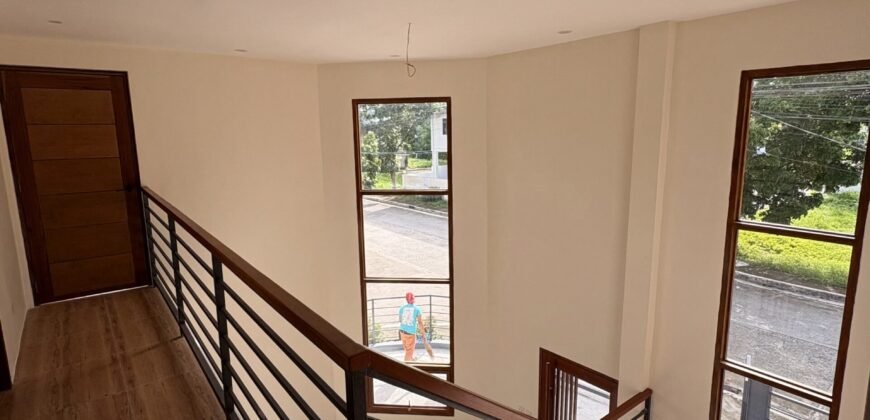 For Sale: Elegant 4BR Modern Corner Home in South Springs Residential Estates, Biñan Laguna For Sale: Elegant 4BR Modern Corner Home in South Springs Residential Estates, Biñan Laguna