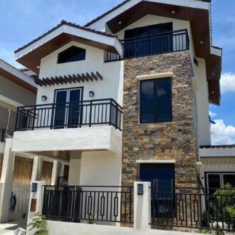 Elegant 6-Bedroom Family Home for Sale in South Forbes Villas, Silang, Cavite – Near Nuvali