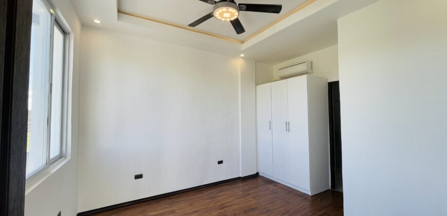 Modern 3-Bedroom Corner Home for Sale in West Wing Residences, Sta. Rosa, Laguna Modern 3-Bedroom Corner Home for Sale in West Wing Residences, Sta. Rosa, Laguna