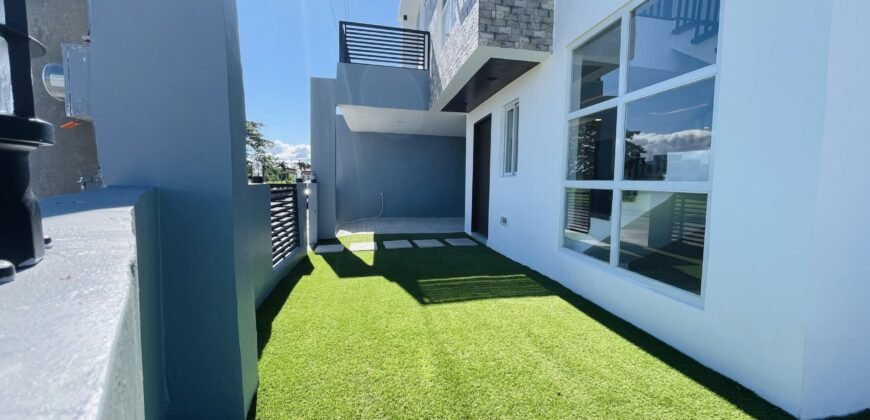 Modern 3-Bedroom Corner Home for Sale in West Wing Residences, Sta. Rosa, Laguna Modern 3-Bedroom Corner Home for Sale in West Wing Residences, Sta. Rosa, Laguna