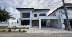 Brand New 4 Bedroom House for Sale in South Forbes Silang Cavite | Chateau De Paris