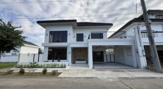 Brand New 4 Bedroom House for Sale in South Forbes Silang Cavite | Chateau De Paris