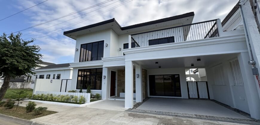 Brand New 4 Bedroom House for Sale in South Forbes Silang Cavite | Chateau De Paris