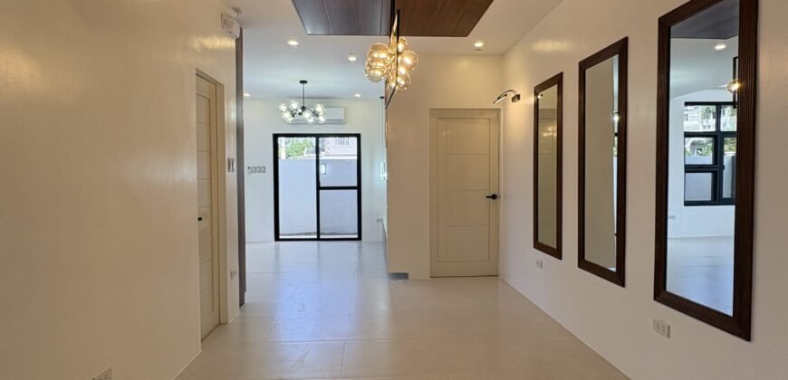 Brand New 4 Bedroom House for Sale in South Forbes Silang Cavite | Chateau De Paris