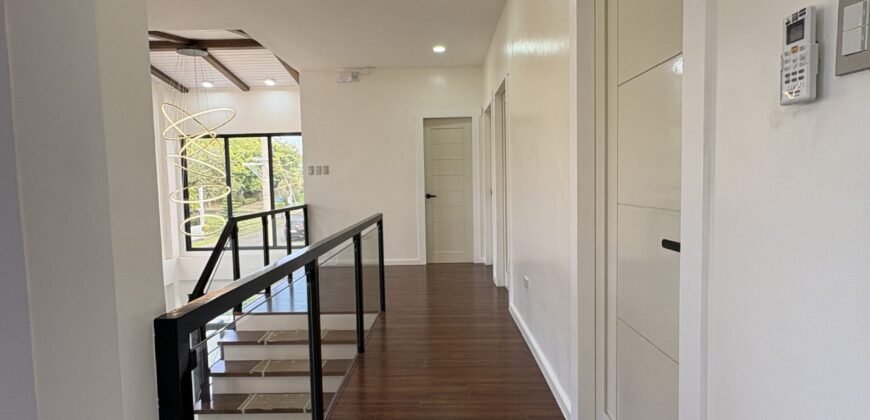 Brand New 4 Bedroom House for Sale in South Forbes Silang Cavite | Chateau De Paris