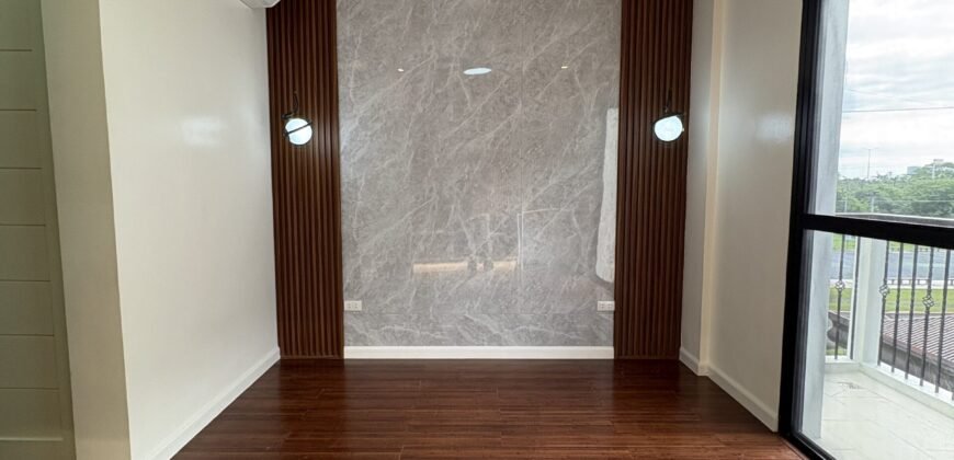 Brand New 4 Bedroom House for Sale in South Forbes Silang Cavite | Chateau De Paris