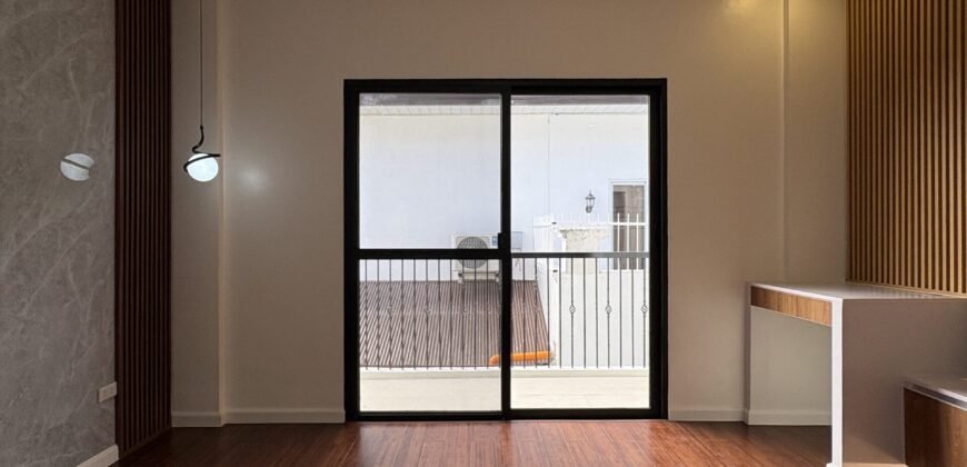 Brand New 4 Bedroom House for Sale in South Forbes Silang Cavite | Chateau De Paris