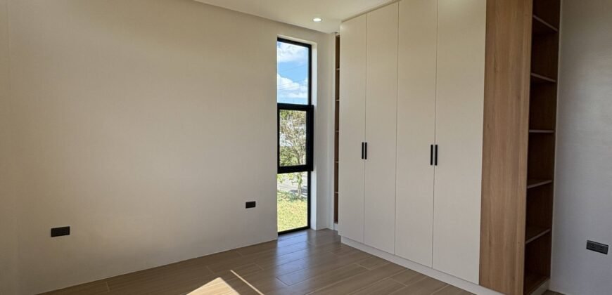 4 Bedroom House for Sale in Sonoma Santa Rosa Laguna | Near Nuvali & Solenad