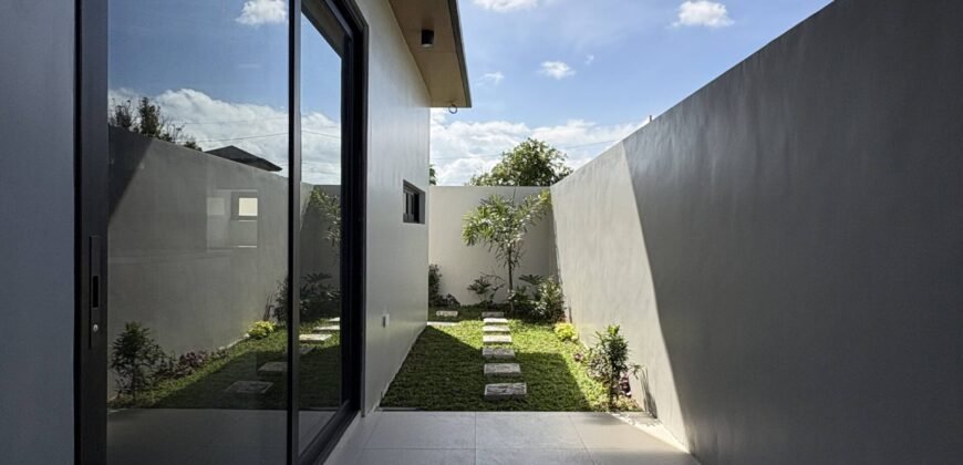 4 Bedroom House for Sale in Sonoma Santa Rosa Laguna | Near Nuvali & Solenad