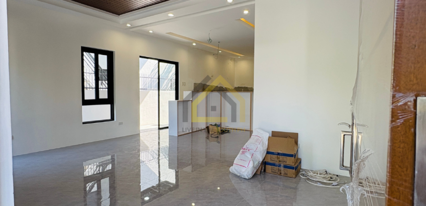 4BR House and Lot for Sale in Jubilation West