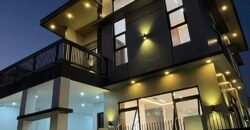 Modern Contemporary 2-Storey House for Sale in Jubilation West