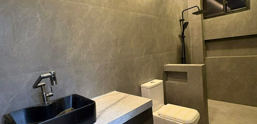 Modern Contemporary 2-Storey House for Sale in Jubilation West