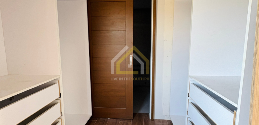 4BR House and Lot for Sale in Jubilation West