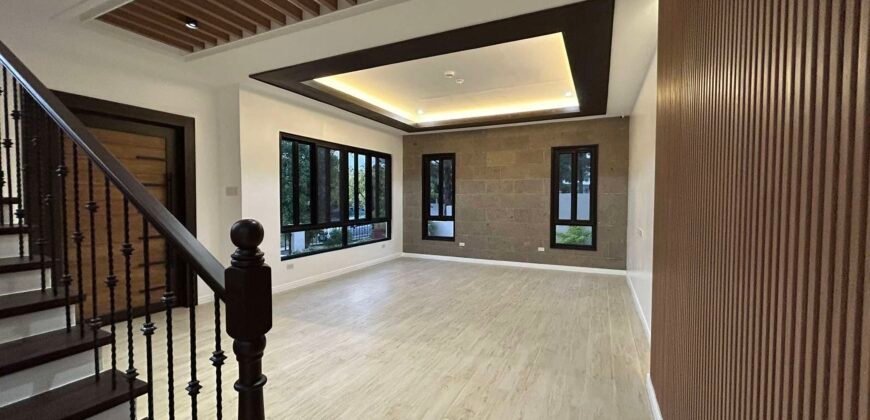 3-Storey Mediterranean Mansion in Portofino South | ₱85M