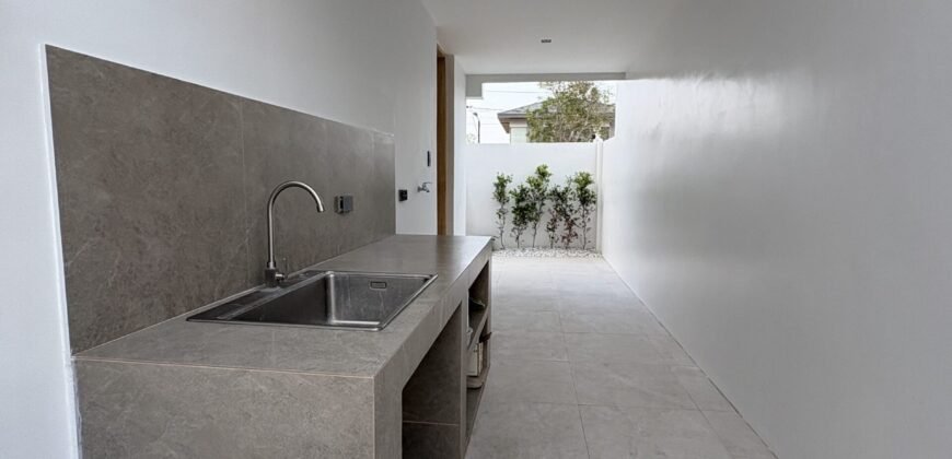 Modern 4-Bedroom Home for Sale in Treveia 🌿