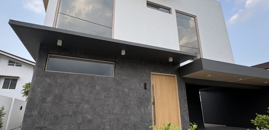 Modern 4-Bedroom Home for Sale in Treveia 🌿