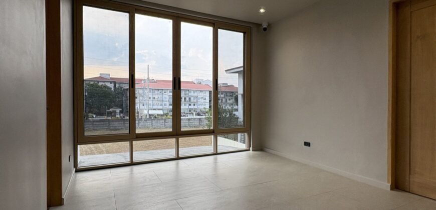 Modern 4-Bedroom Home for Sale in Treveia 🌿
