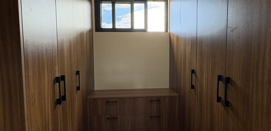 5BR Modern Pool Home for Sale in Royale Tagaytay