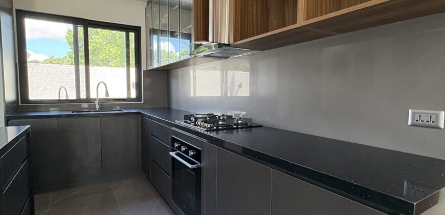 5BR Modern Pool Home for Sale in Royale Tagaytay