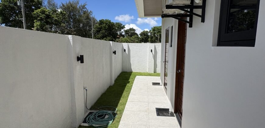5BR Modern Pool Home for Sale in Royale Tagaytay
