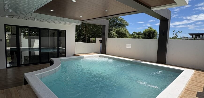 5BR Modern Pool Home for Sale in Royale Tagaytay