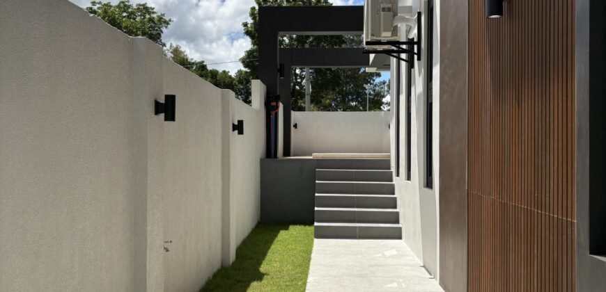 5BR Modern Pool Home for Sale in Royale Tagaytay