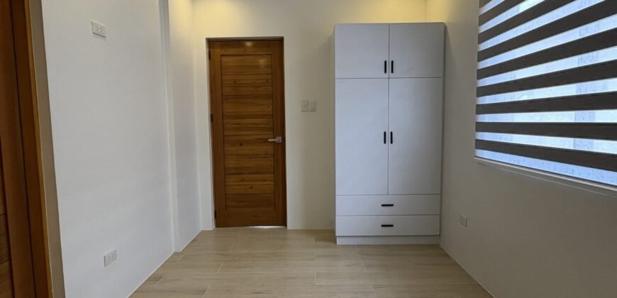 4BR Modern House for Sale in South Forbes Villas