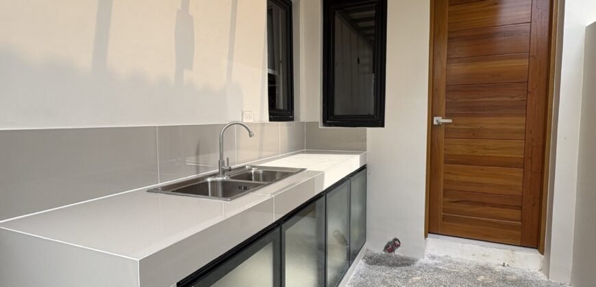 4BR Modern House for Sale in South Forbes Villas