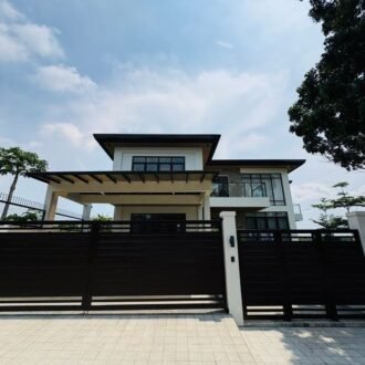 5BR Modern Corner Mansion for Sale in Southpeak San Pedro