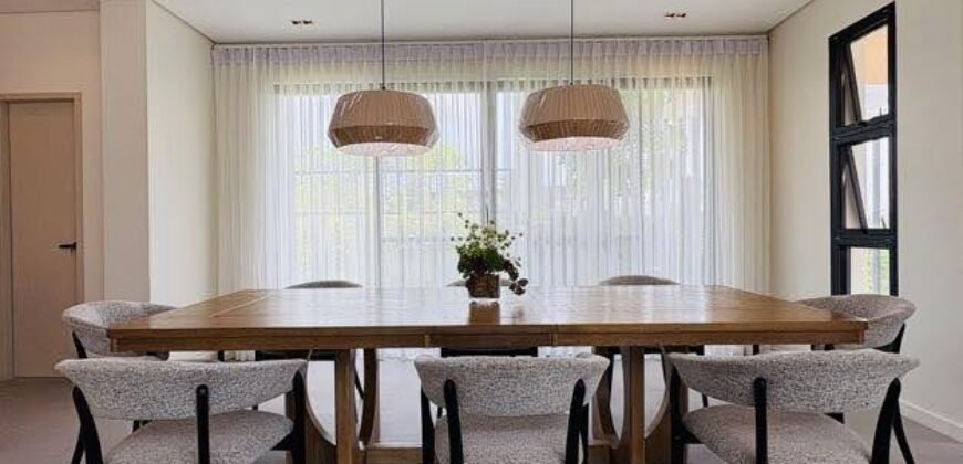 5BR Modern Corner Mansion for Sale in Southpeak San Pedro