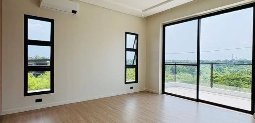 5BR Modern Corner Mansion for Sale in Southpeak San Pedro
