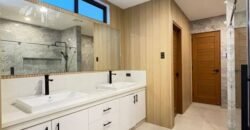 Modern Fairway Vacation Home in Royale Tagaytay Estates