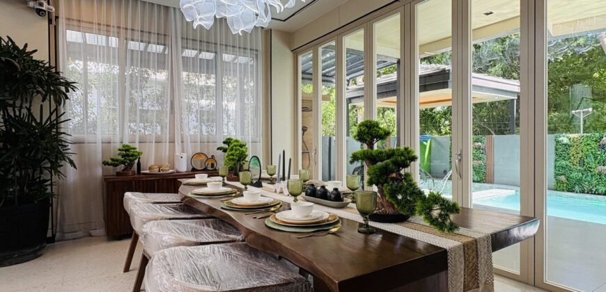 Smart Home Mansion with Pool in Tokyo Mansions, South Forbes