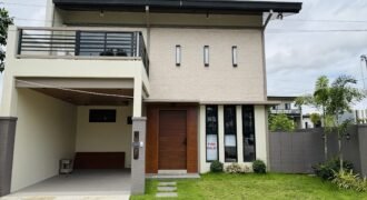 Brand New House with En-Suite Attic in Sonoma Santa Rosa | P21M