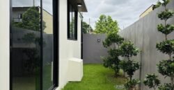 Brand New House with En-Suite Attic in Sonoma Santa Rosa | P21M