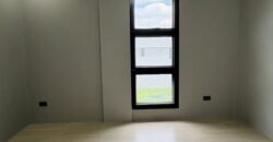 Brand New House with En-Suite Attic in Sonoma Santa Rosa | P21M