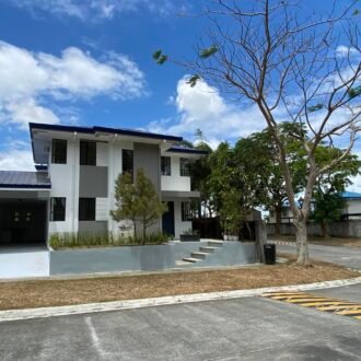 Renovated 5BR Corner House in Avida Parkway Settings | ₱14.8M